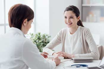 talking-with-doctor